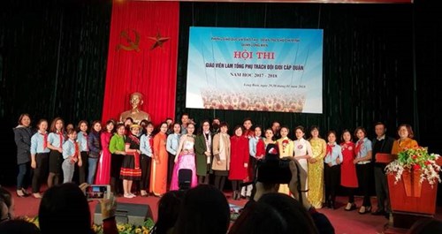 Hội thi Giáo viên làm Tổng phụ trách Đội giỏi quận Long Biên Năm học 2017-2018